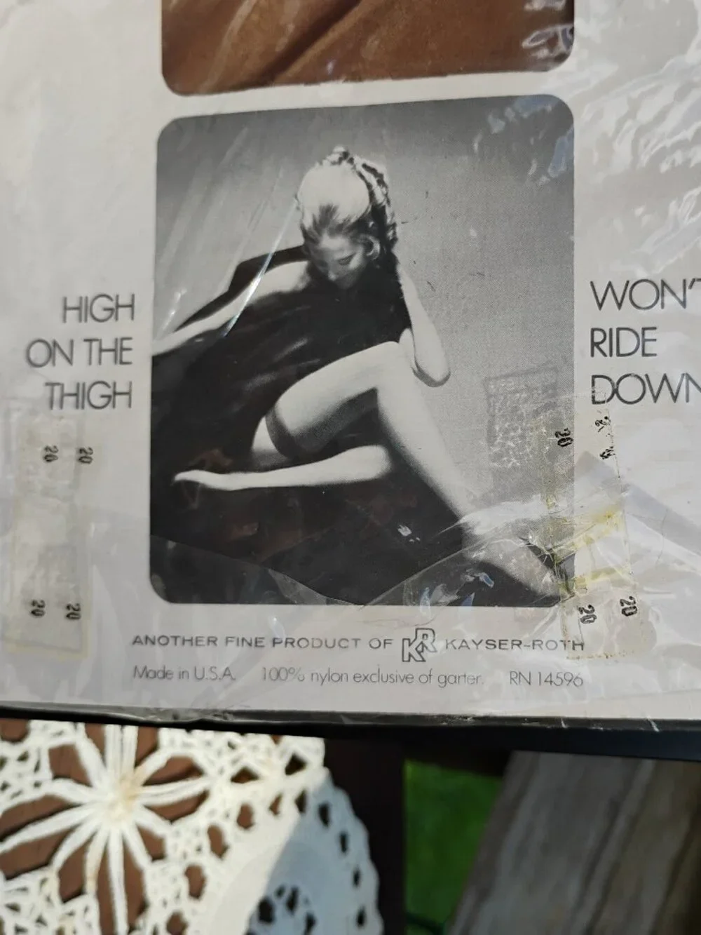 Phoenix brand Hip Pose high on the thigh design thigh-high hosiery NEW old stock